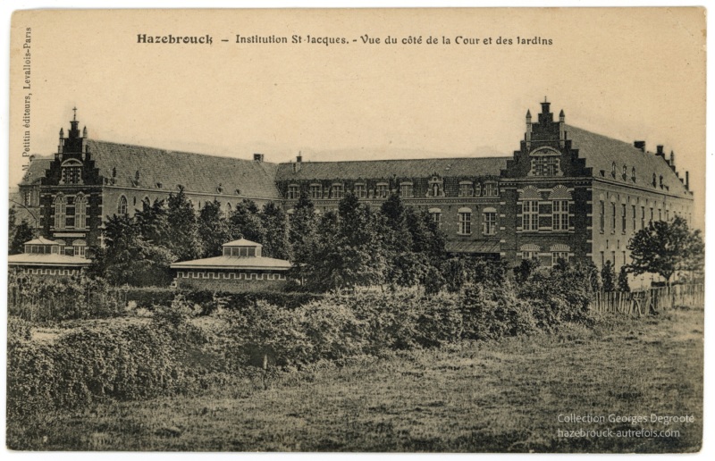 institution St-Jacques - Vue du coté Cour et des Jardins