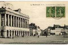 La Grande Place et l'Hôtel de Ville