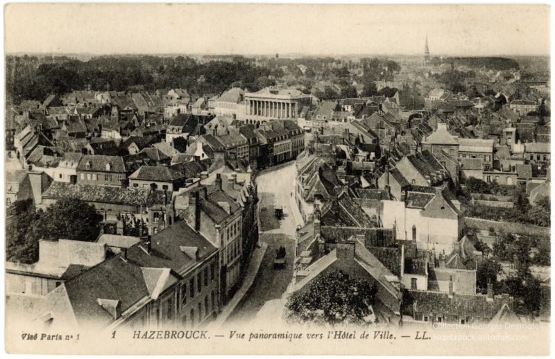 Vue panoramique vers l'Hôtel de Ville